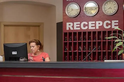 פראג Hotel Ostruvek