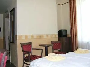 פראג Hotel Ostruvek