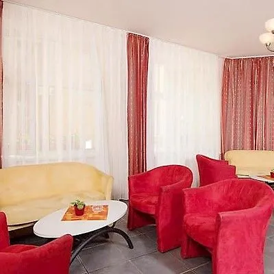 פראג Hotel Ostruvek